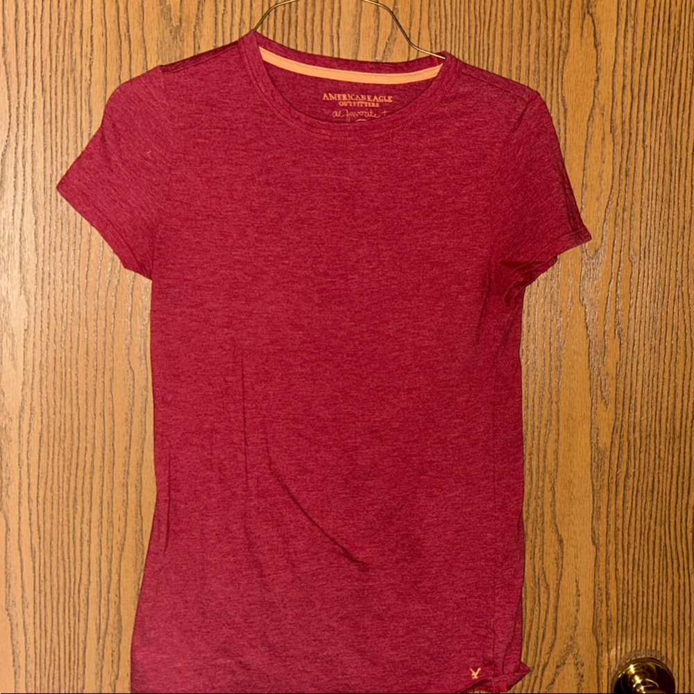 American Eagle Outfitters Red Short Sleeve Tee